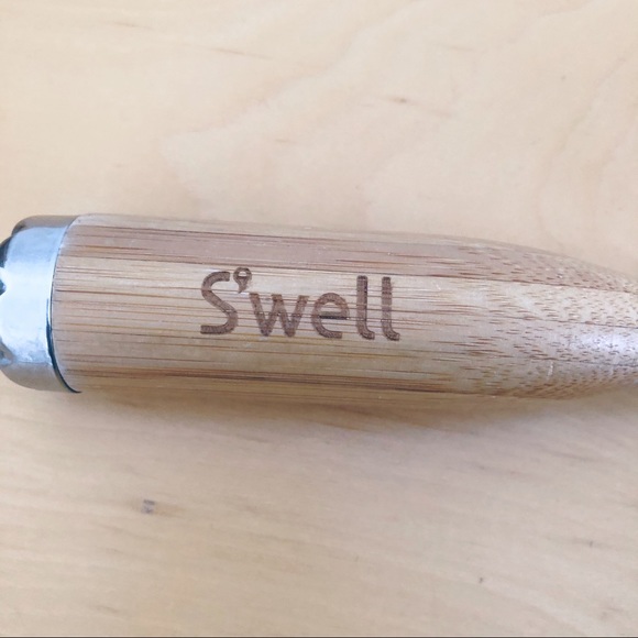 SWELL Teakwood 3 Bottles and Cleaning Brush Set - Picture 4 of 7